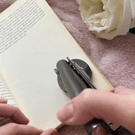 Tarjeta de Regalo Whispering Pages